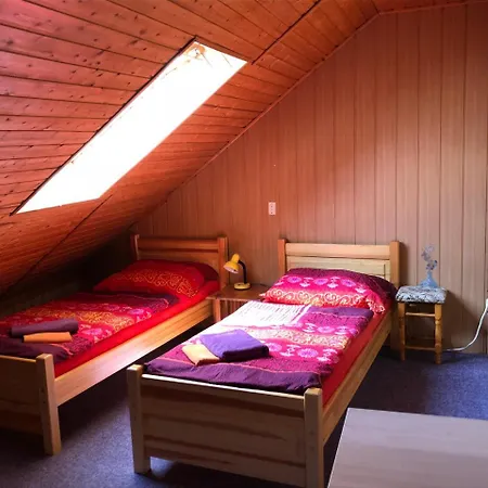 Maison d'hôtes U Náhonu 3*