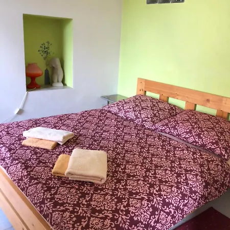 U Náhonu Pensión 3*